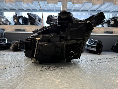 Mercedes-Benz E-class W213 2016-2020 RIGHT Headlight Used OEM A2139069604