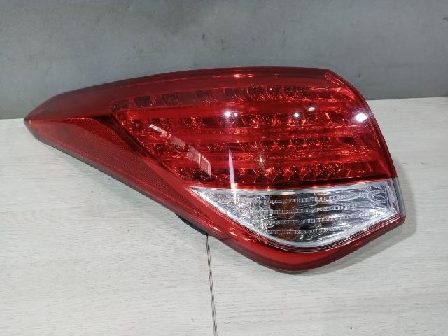 2013 Hyundai i40 saloon Rear,Left LED TailLight 924013Z310