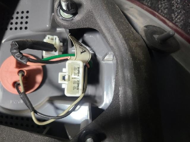 2010 KIA Lhotse Innovation Rear,Left LED TailLight 92401-2G500