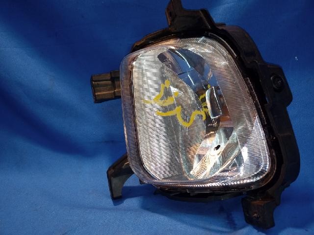 2015 KIA Rondo All New Carens Right Fog Light 92202A4000