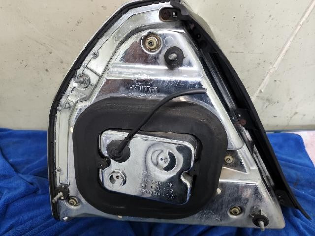 2010 Hyundai Equus Rear,Right TailLight 92402-3B500