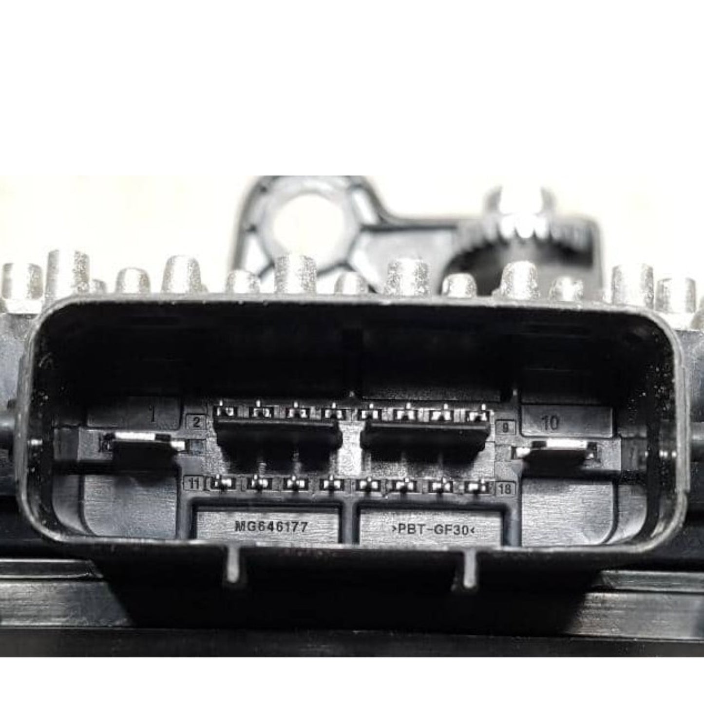 Genesis The new G80 DH PE FL Full LED RIGHT USED GENUINE 92102 T1100