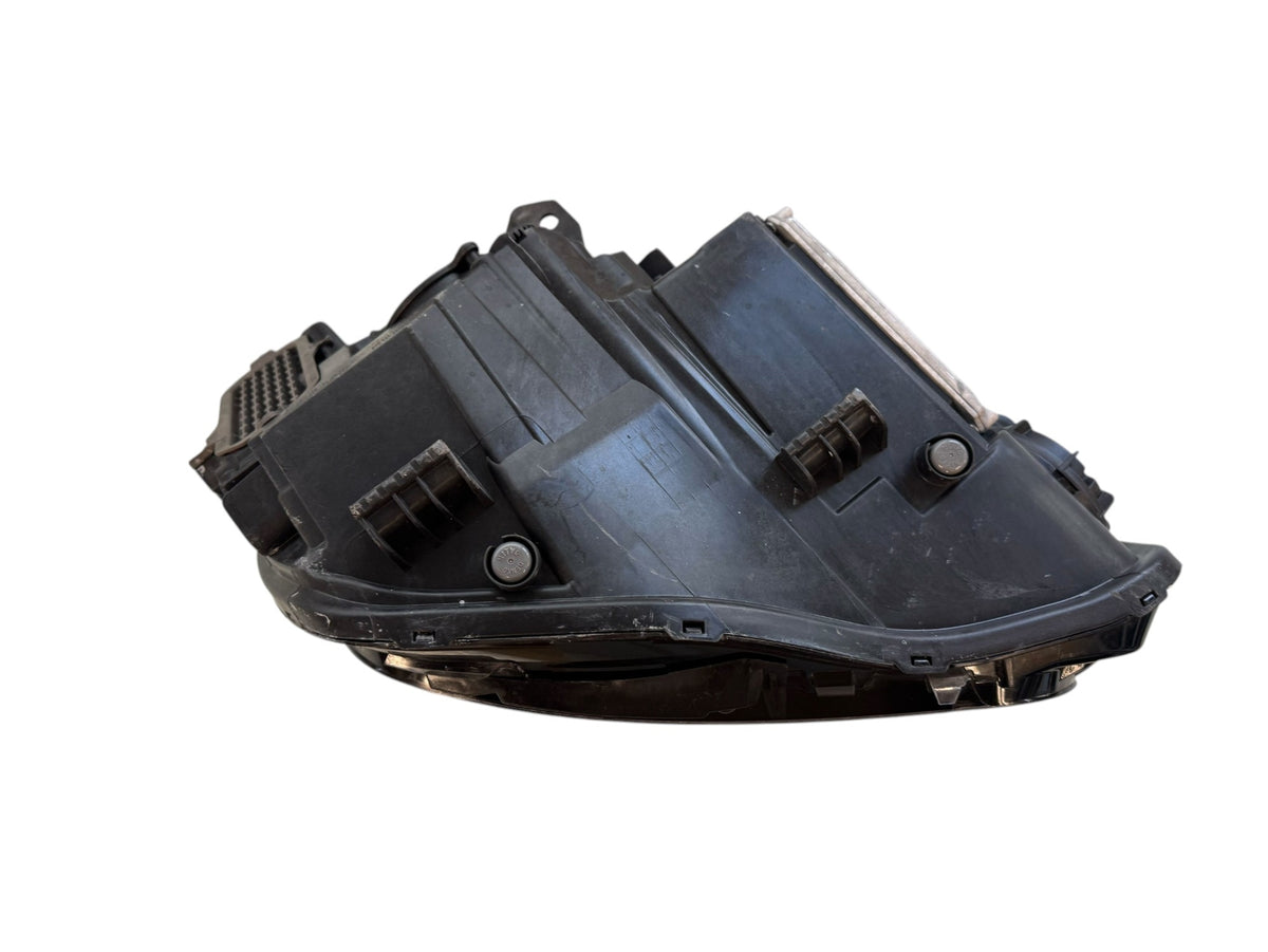 Genesis The new G70 IK PE FL Full LED LEFT USED GENUINE 92101 G9500