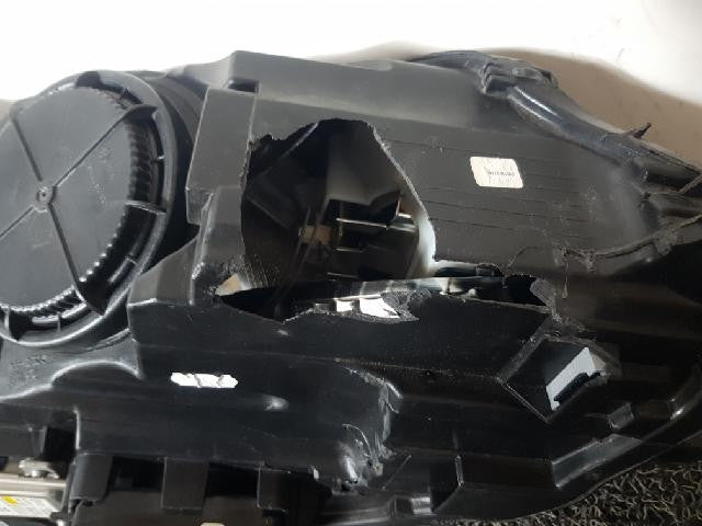 2013 Volkswagen Golf TDI Left Xenon Headlight