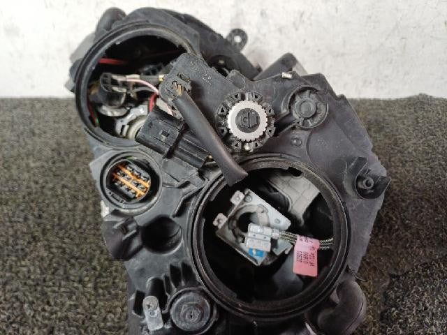 2013 Hyundai i40 Left Xenon Headlight