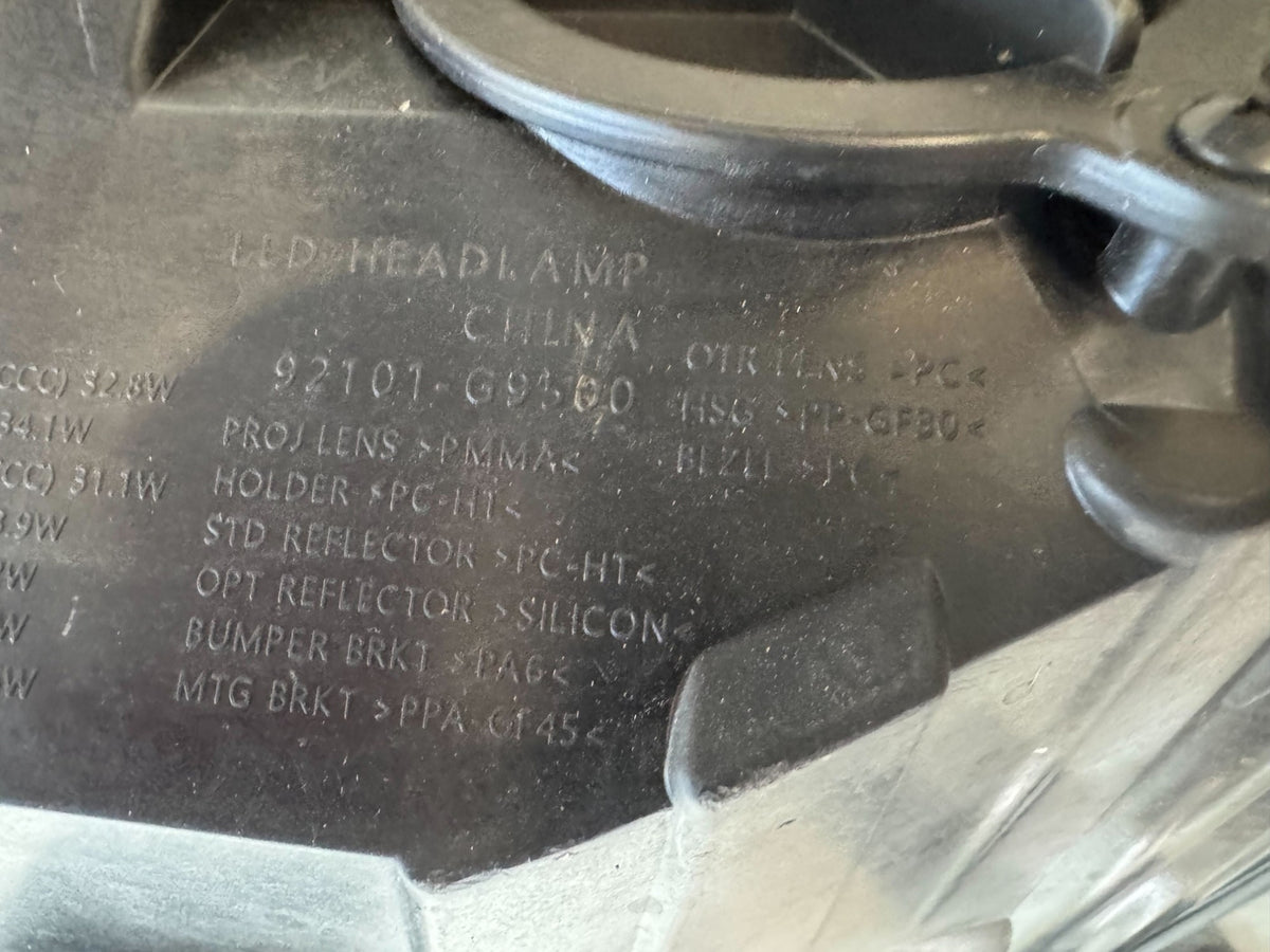 Genesis The new G70 IK PE FL Full LED LEFT USED GENUINE 92101 G9500