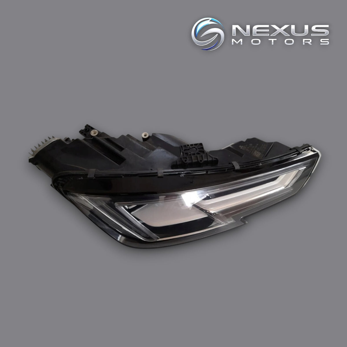 Audi A4 B9 B9 8W 2015-2019 LED RIGHT Headlight Used GENUINE 8W0941034