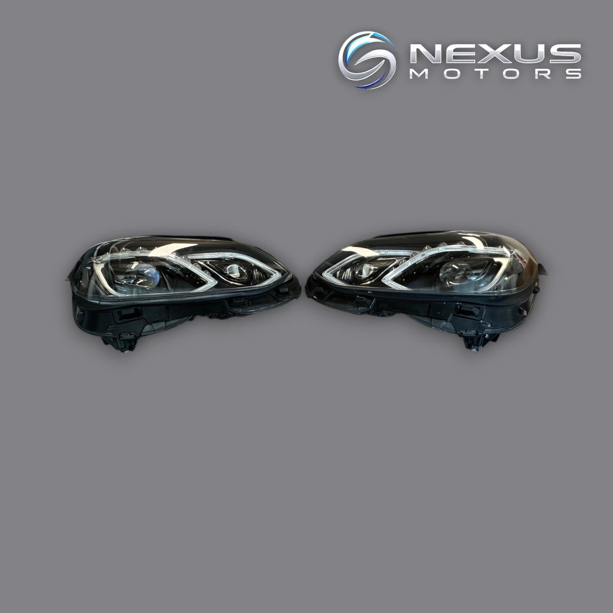 Mercedes-Benz E-class 2013-2016 PAIR Headlight Used OEM A2128202339 A2128202439