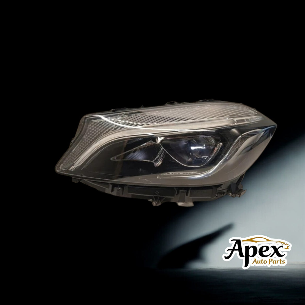 Mercedes-Benz A-class 2015-2018 PAIR Headlight Used OEM A1769068900 A1769069000
