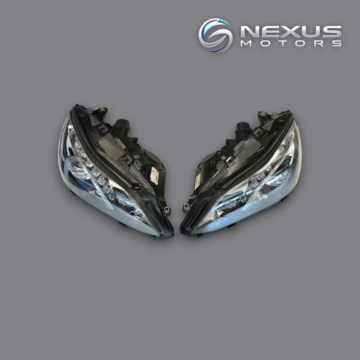 Mercedes-Benz E-class 2013-2016 PAIR Headlight Used OEM A2128202339 A2128202439