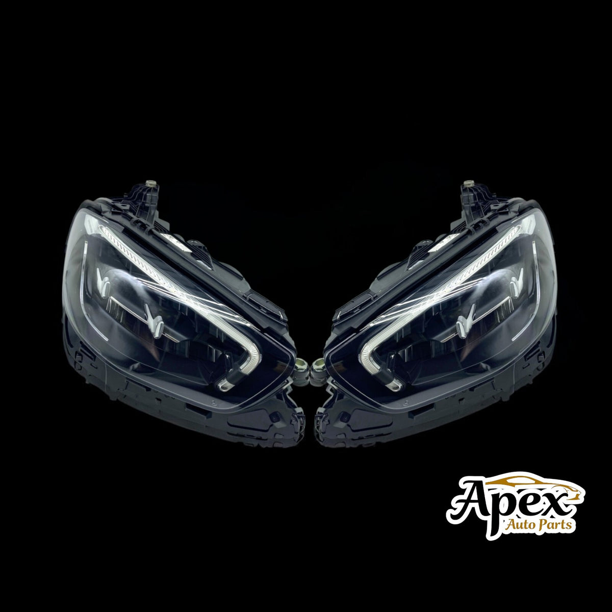 Mercedes-Benz E-class 2020-2023 PAIR Headlight Used OEM A2139066308 A2139066408