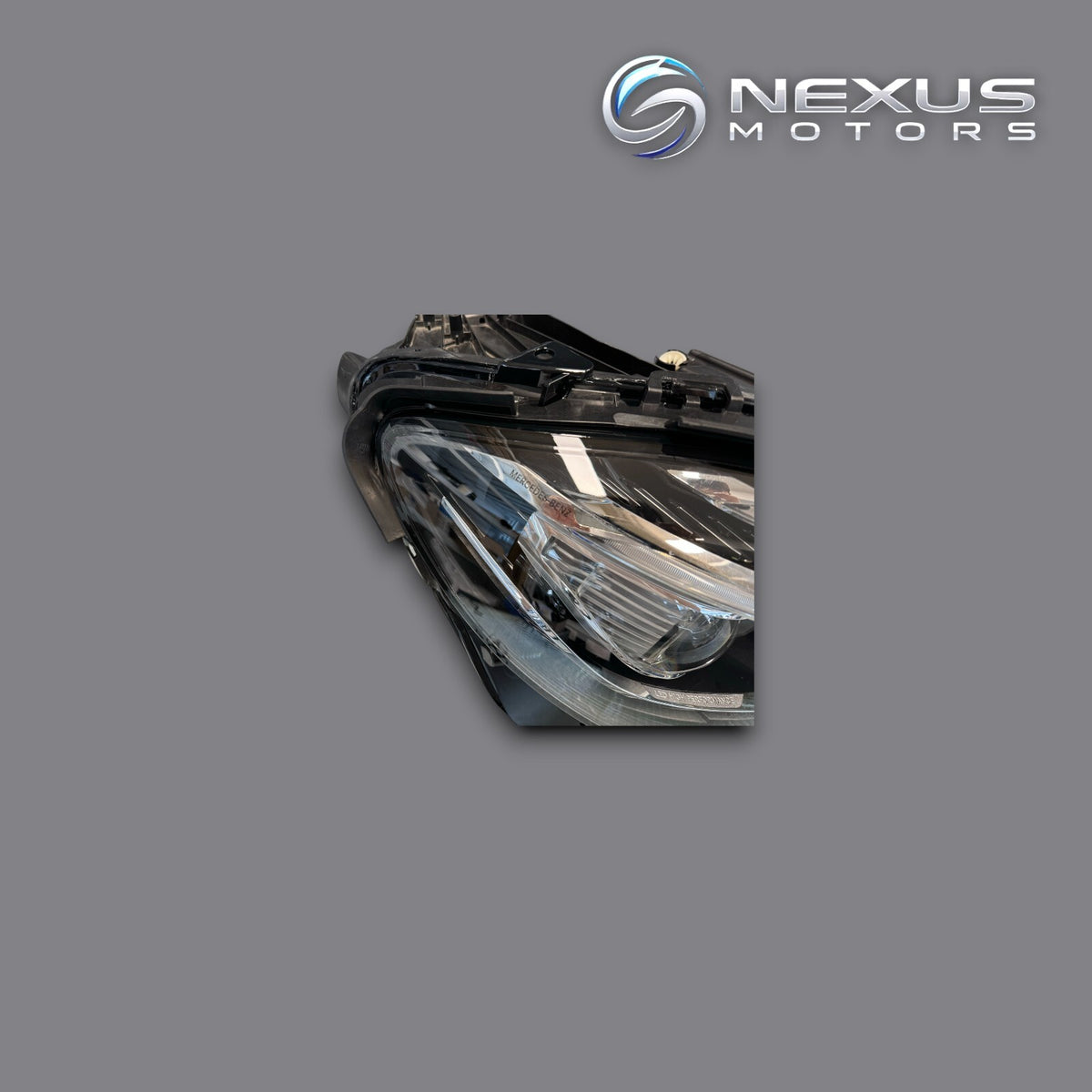Mercedes-Benz E-class 2013-2016 PAIR Headlight Used OEM A2128202339 A2128202439