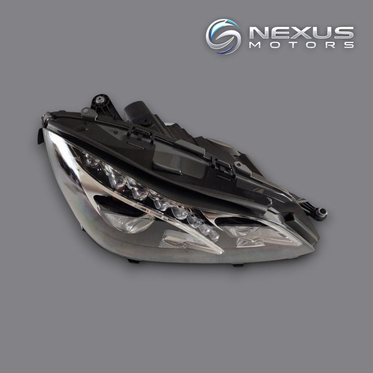 Mercedes-Benz E-class W212 2013-2016 RIGHT Headlight Used OEM A2128202439
