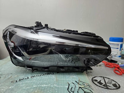 BMW X5 G05 2018-2023 LED RIGHT Headlight Used GENUINE 9850412