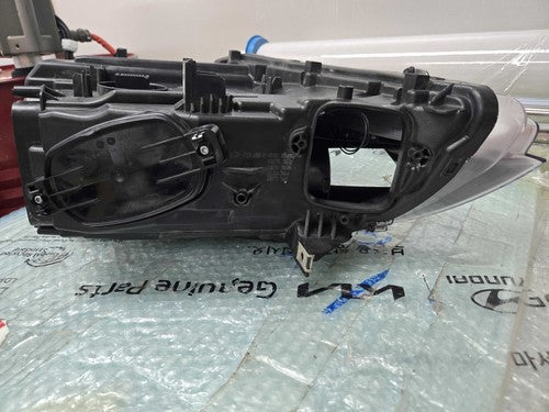 BMW 6 Series 2011-2015 RIGHT Headlight Used OEM 7358358
