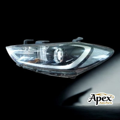 Hyundai Elantra AD 2016-2019 PAIR Headlight Used OEM 92101F2000 92102F2000