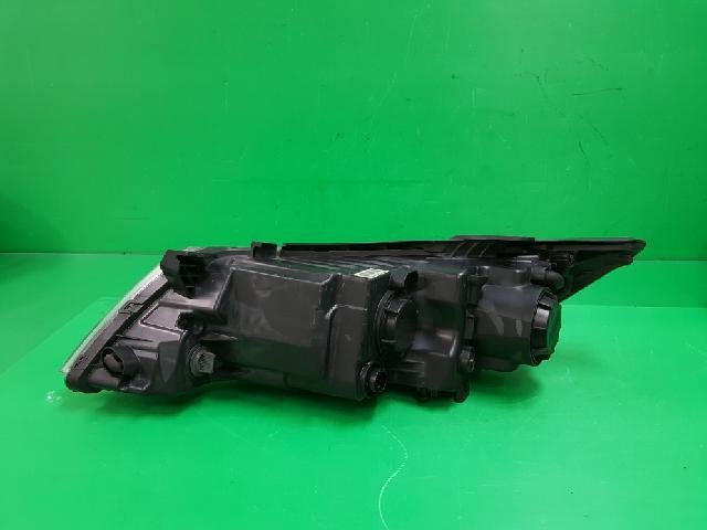 2015 KIA Optima The New K5 Right Headlight 92102 2T500