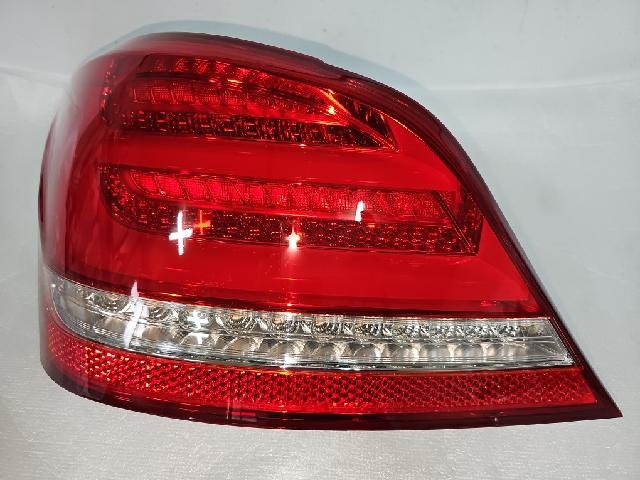 2014 Hyundai Equus VI Rear,Left LED TailLight 92401 3N500