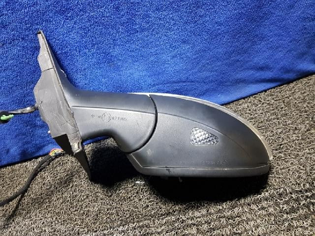 2013 Volkswagen TDI BlueMotion Left White Side Mirror