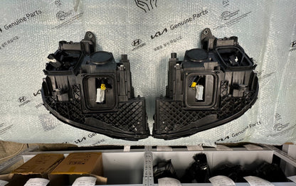 Mercedes-Benz E-class 2016-2020 PAIR Headlight Used OEM A2139069504 A2139069604