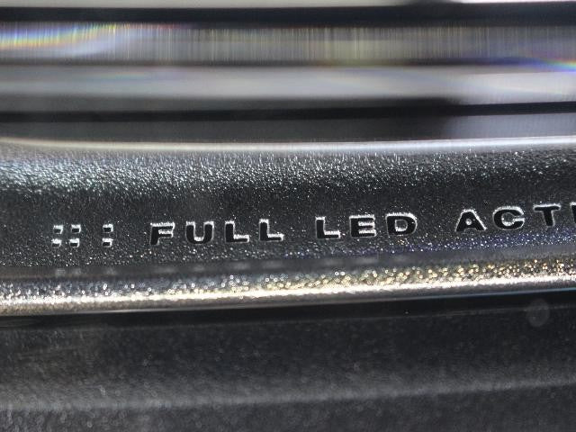 2021 Volvo V60 Right LED Headlight