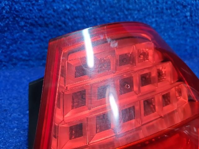 2011 BMW 320d Rear,Right TailLight 7289426