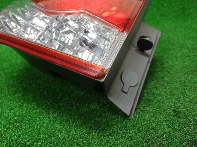 2011 Chevrolet Cruze 2 LTZ Rear,Left TailLight