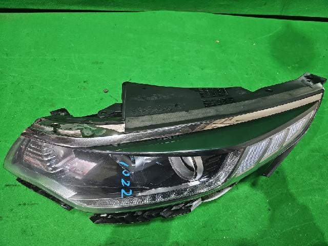 2018 KIA Optima K5 Left Headlight 92101D4040