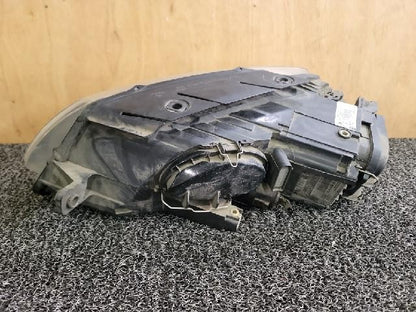 2011 Volkswagen NEW PASSAT Right Xenon Headlight