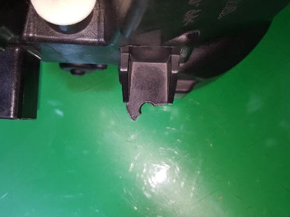 2019 Volvo XC60 Left Headlight 32133548