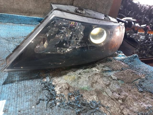 2010 KIA Lhotse Innovation Left Headlight