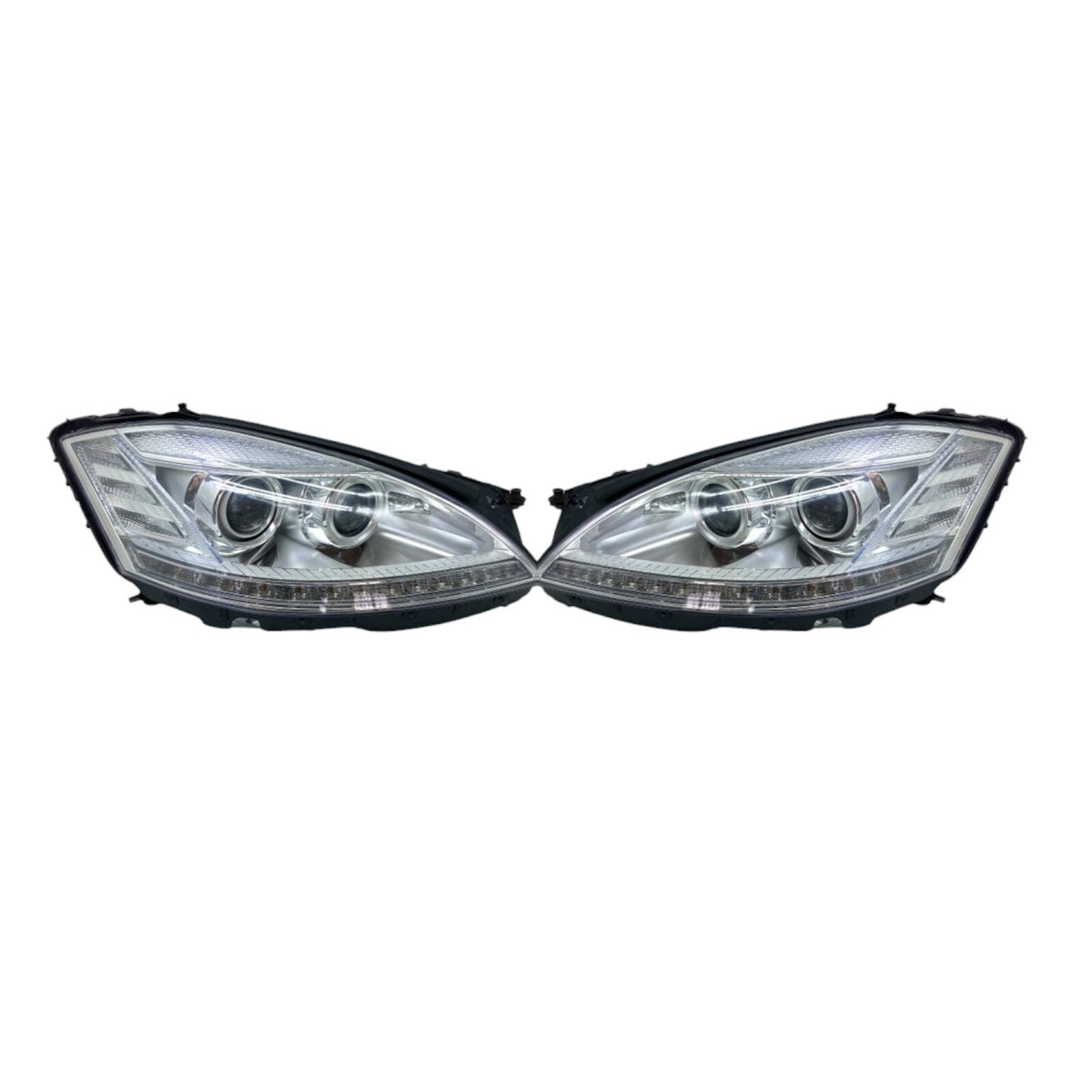 Mercedes-Benz S-Class  W221 FL Xenon PAIR USED GENUINE A2218207339 A2218207439