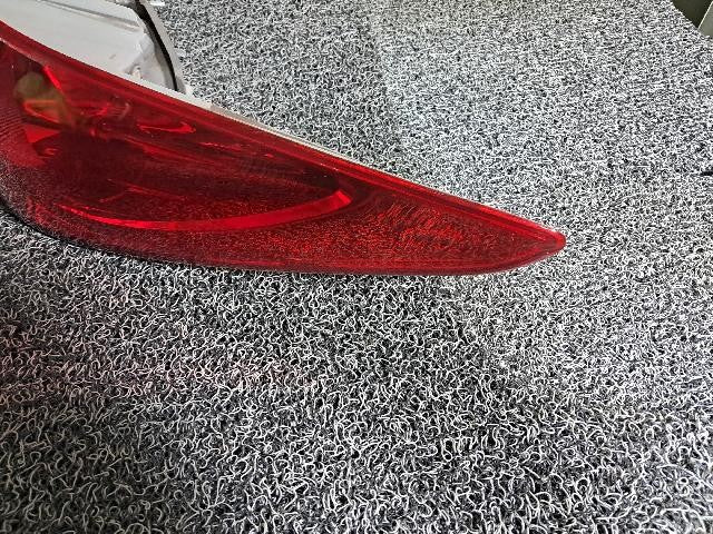 2012 Hyundai New Accent Rear,Right TailLight 92402 1R000