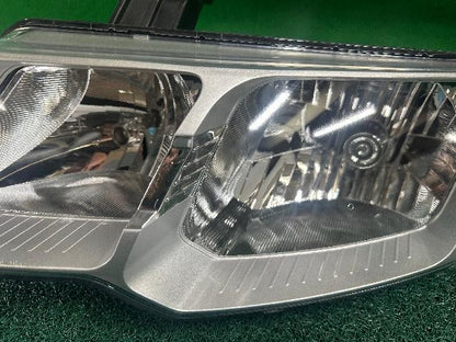 2010 KIA Cerato Forte Hybrid LPI HEV Left Headlight