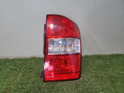 2010 KIA Cedona New Rear,Right TailLight 92402 4D100