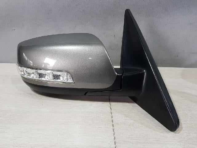 2010 KIA Sorento R Right Silver Side Mirror 876202P070IM