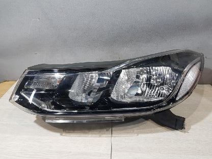 2017 Chevrolet The New Trax Left Halogen Headlight