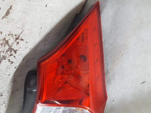 2011 Hyundai Accent RB Rear,Right TailLight 92402 1R200