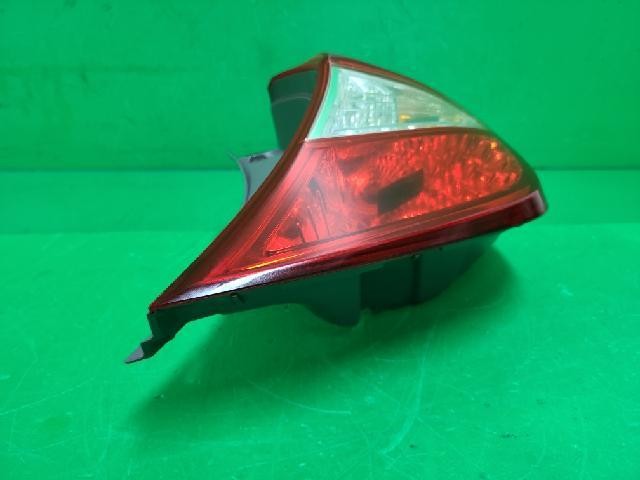 2014 Hyundai New Accent Rear,Right TailLight 92402 1R200