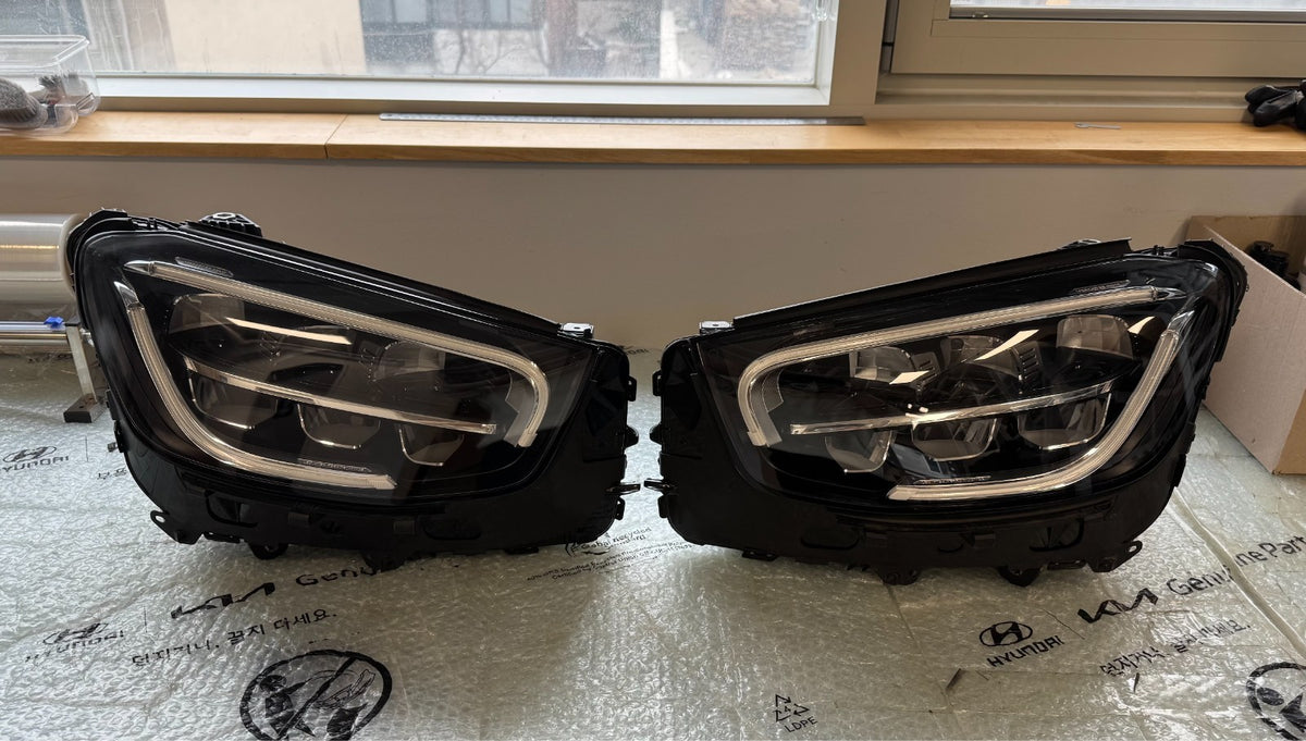 Mercedes-Benz GLC 2019-2023 PAIR Headlight Used OEM A2539068101 A2539068201