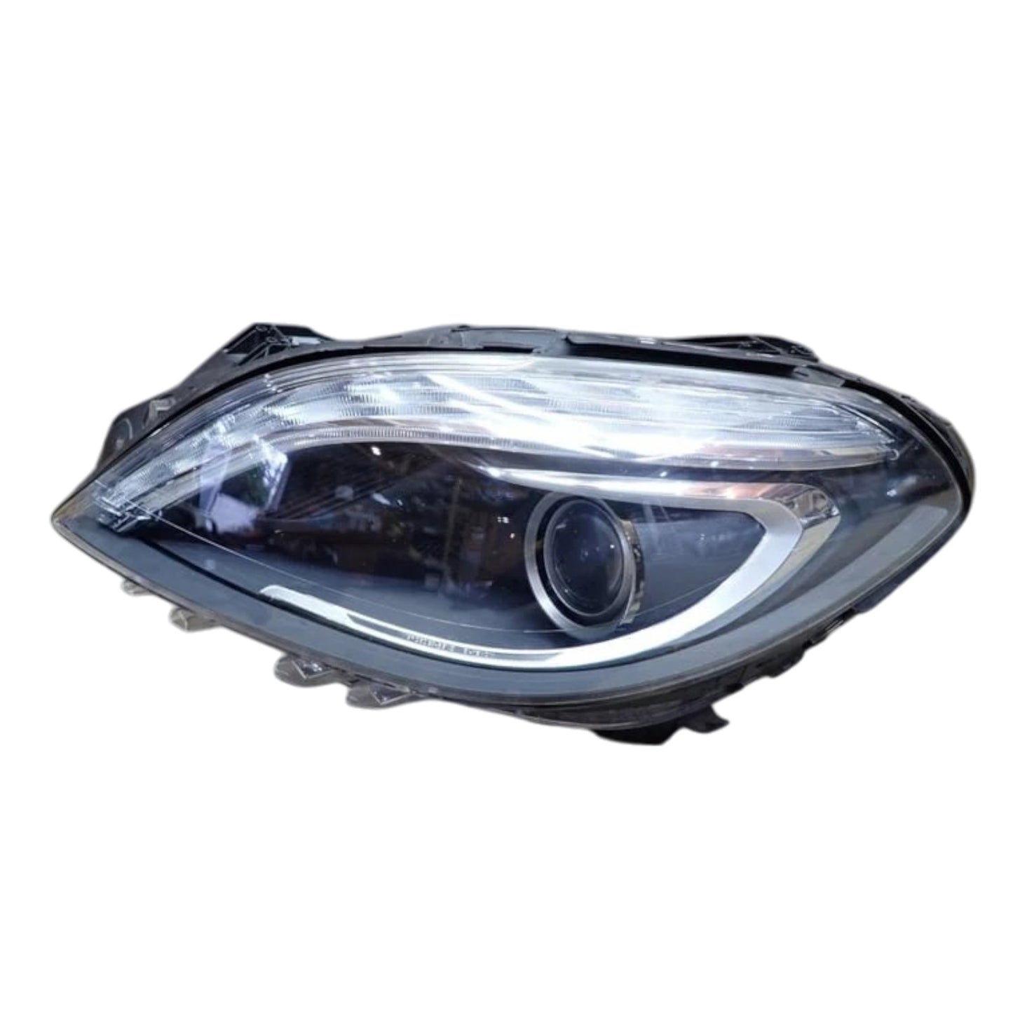 Mercedes-Benz B-Class W246, W242 Bi-Xenon PAIR GENUINE A2468207161 A2468207261