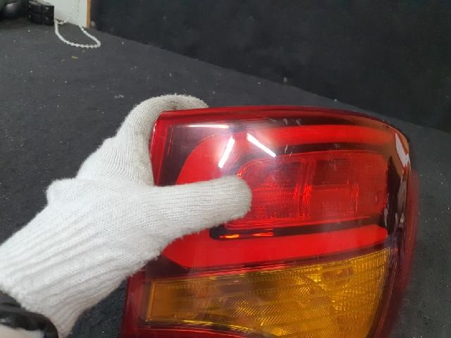 2017 Hyundai Santa Fe Rear,Right TailLight 92402 2W610