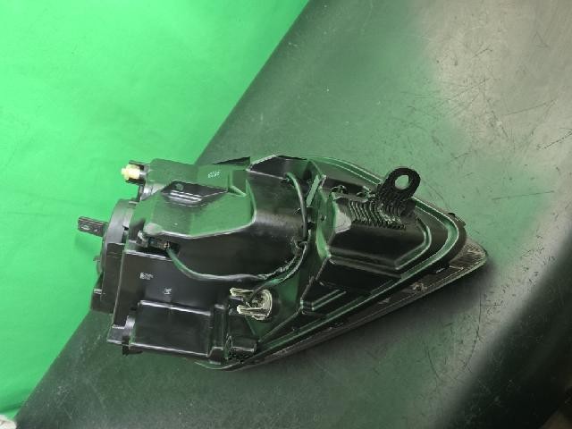 2012 Chevrolet Orlando Right Headlight