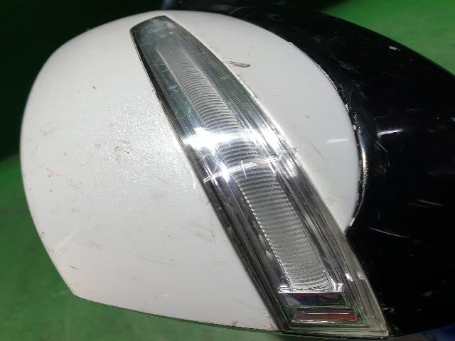 2014 Hyundai Genesis DH Right White Side Mirror 87620-B1010YW6