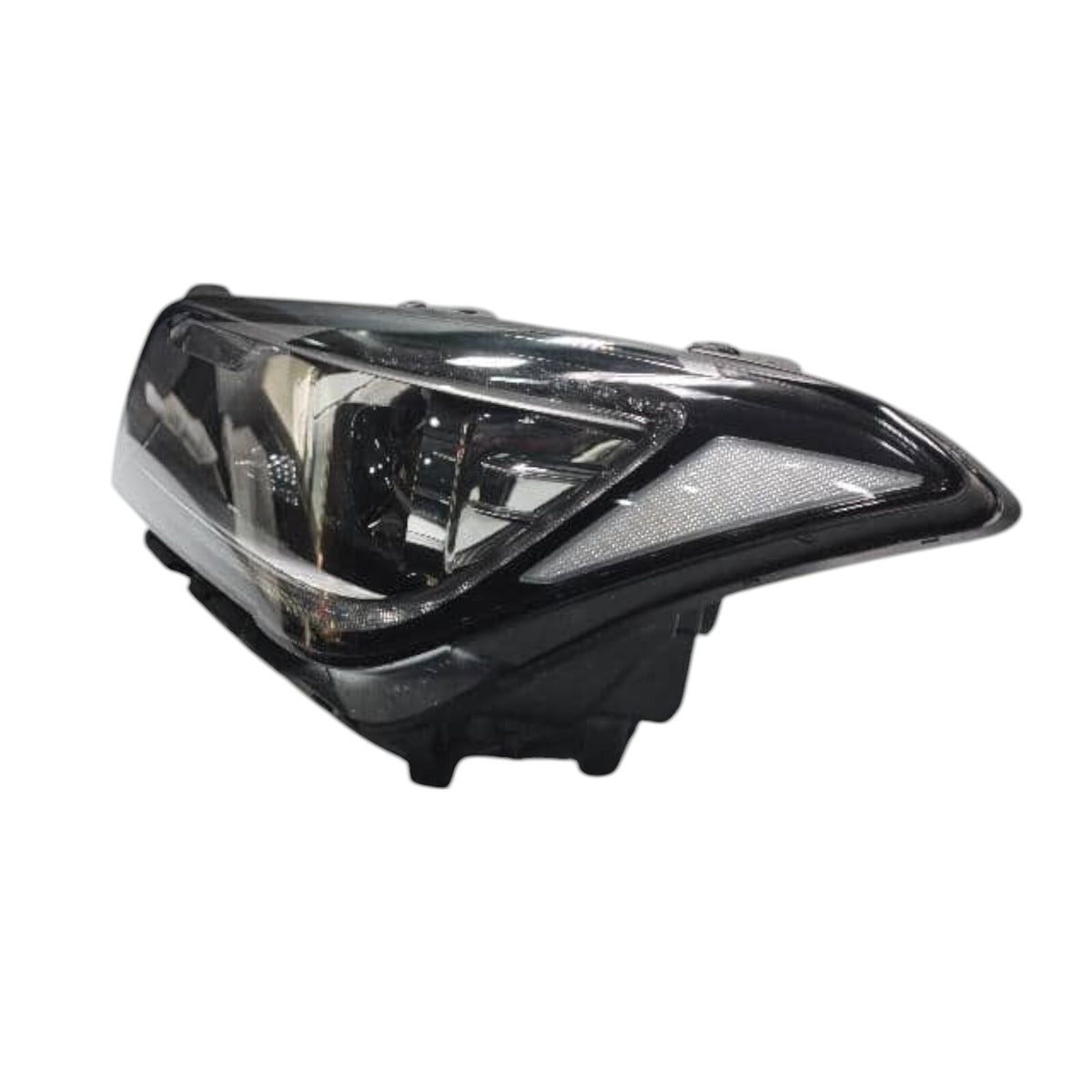 Genesis G80 DH PE FL Full LED (Silver type) LEFT USED GENUINE 92101 B1 SILVER