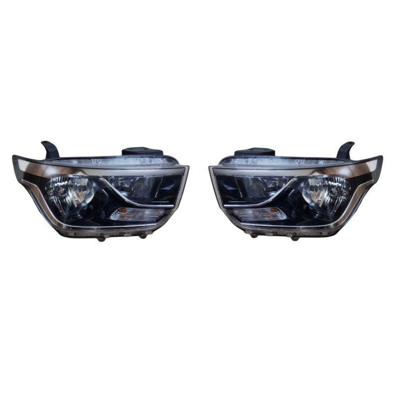 Hyundai Starex / H-1 18 TQ MFR Light PAIR USED GENUINE 92101 4H500 92102 4H500
