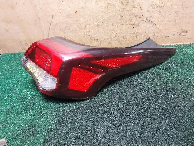 2018 Hyundai Veloster JS Rear,Right TailLight 92402J3100
