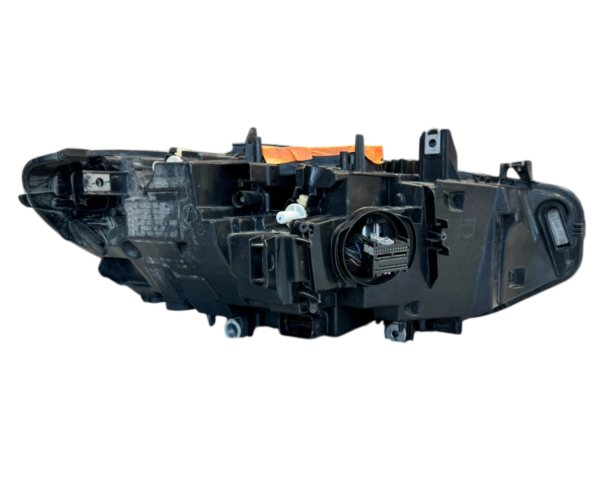 BMW 4 Series F32,F33,F36,F80,F82,F83 LCI Adaptive LED Headlight LEFT 7478157