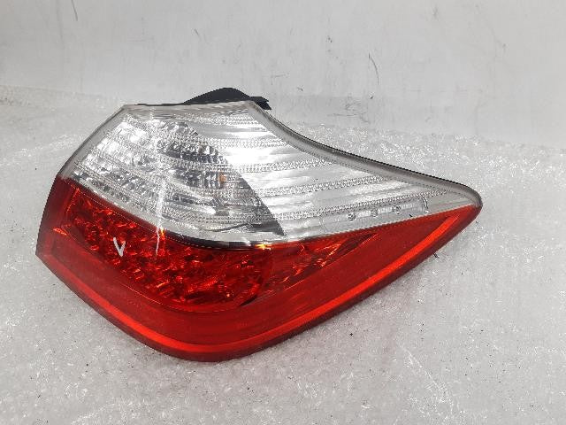 2010 Hyundai Genesis BH330 Modern Rear,Right TailLight 92402 3M060