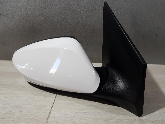 2015 Hyundai Elantra GT i30 GD Right White Side Mirror 87620 A5020AAS